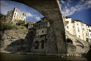 Triora addio, Autunnonero si sposta a Dolceacqua
