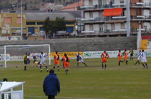 Savona calcio. Studenti allo stadio con 5 euro